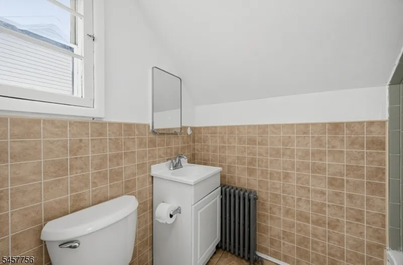 258 E 22Nd St Paterson City, NJ 07514