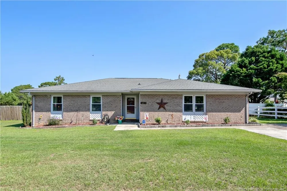 6201 Stoney Point Loop Fayetteville, NC 28306