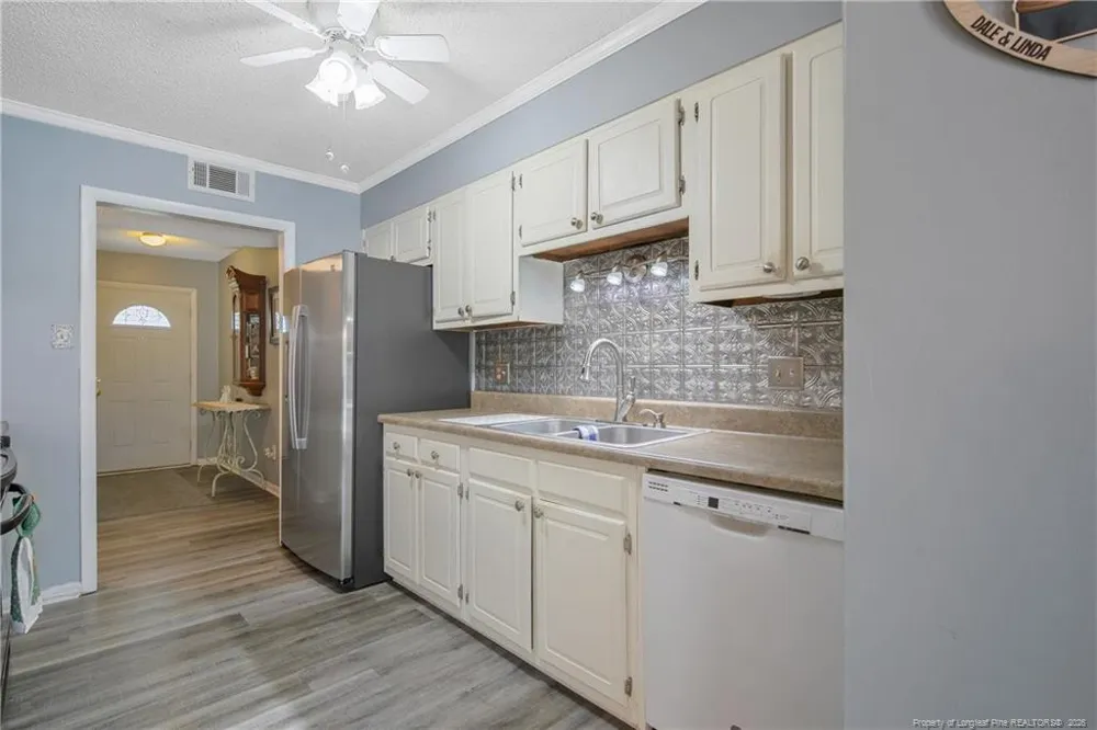 6201 Stoney Point Loop Fayetteville, NC 28306