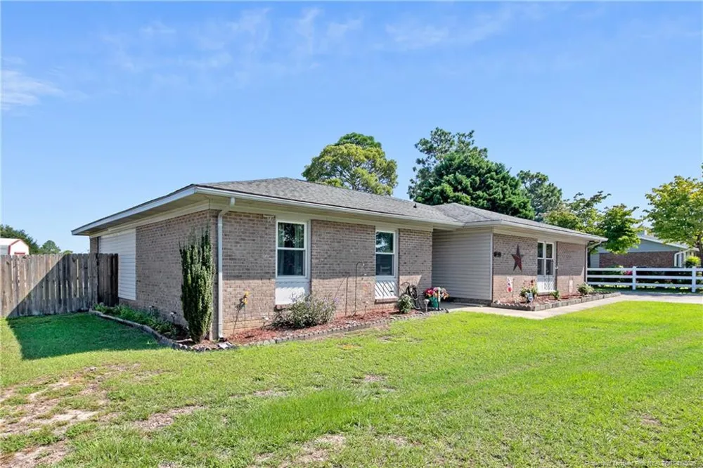 6201 Stoney Point Loop Fayetteville, NC 28306