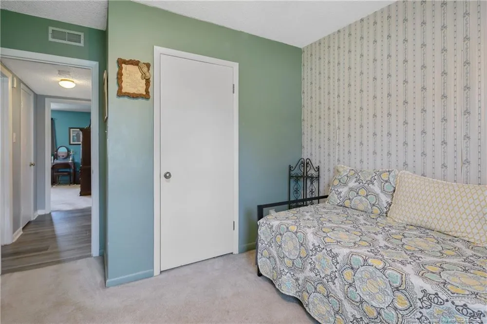 6201 Stoney Point Loop Fayetteville, NC 28306