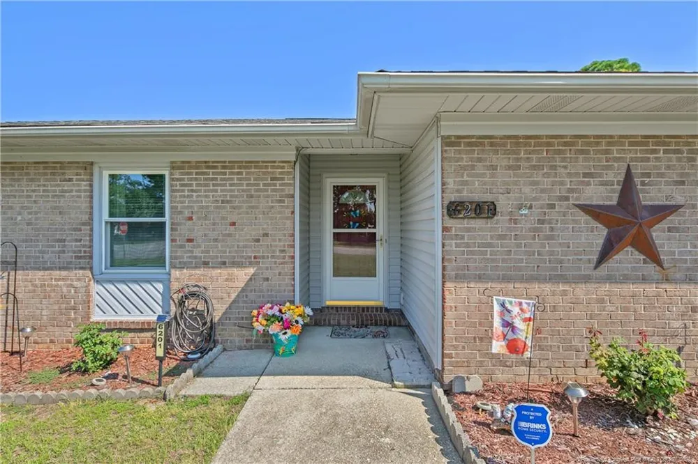 6201 Stoney Point Loop Fayetteville, NC 28306