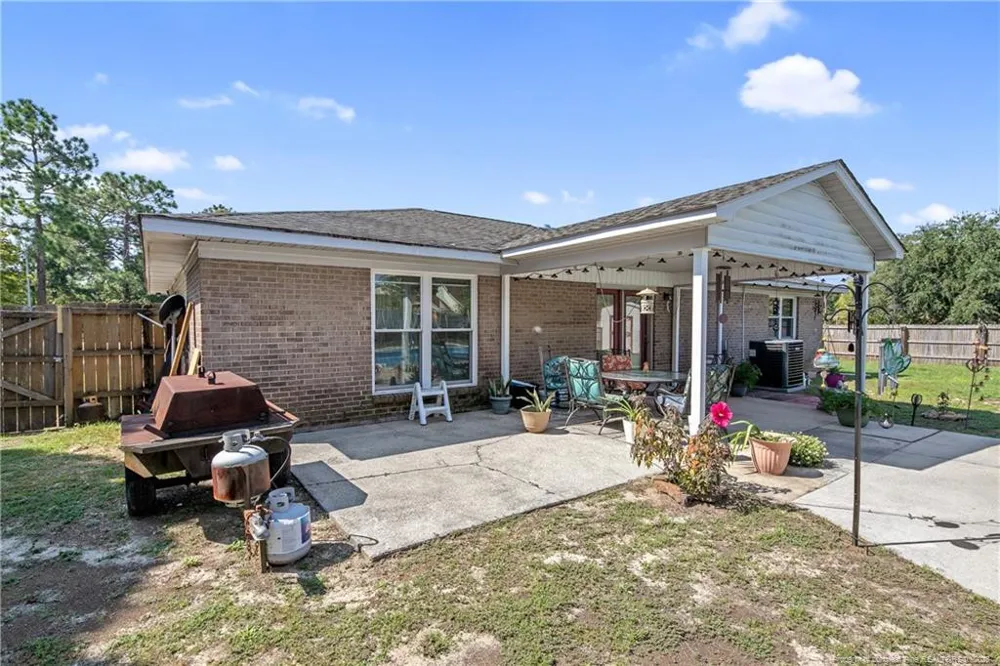 6201 Stoney Point Loop Fayetteville, NC 28306