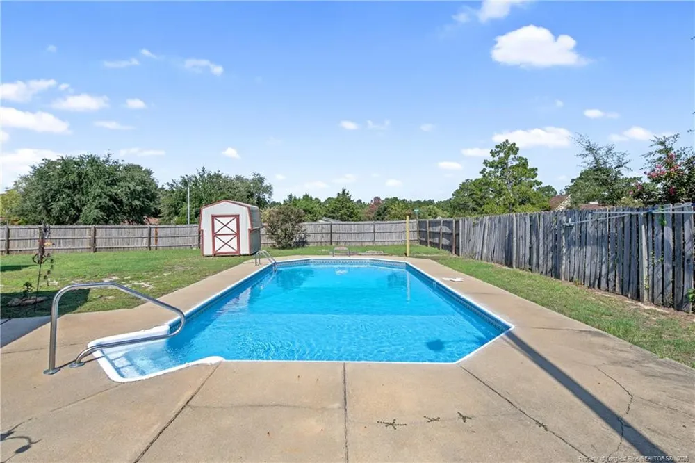 6201 Stoney Point Loop Fayetteville, NC 28306