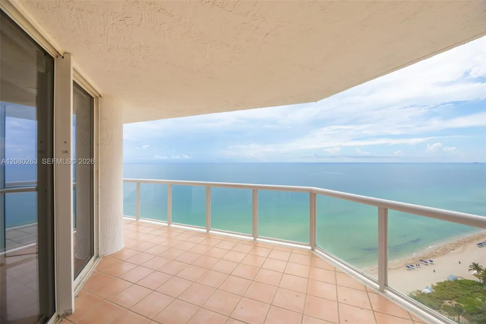 16425 Collins Ave #2311 Sunny Isles Beach, FL 33160