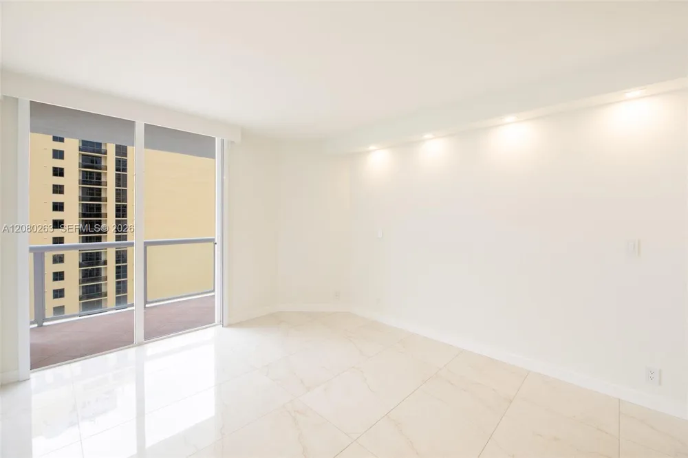 16425 Collins Ave #2311 Sunny Isles Beach, FL 33160