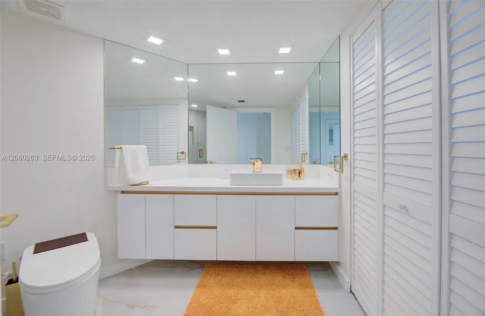 16425 Collins Ave #2311 Sunny Isles Beach, FL 33160