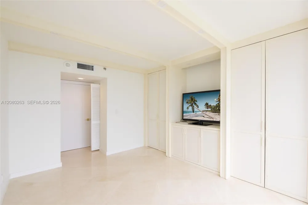 16425 Collins Ave #2311 Sunny Isles Beach, FL 33160