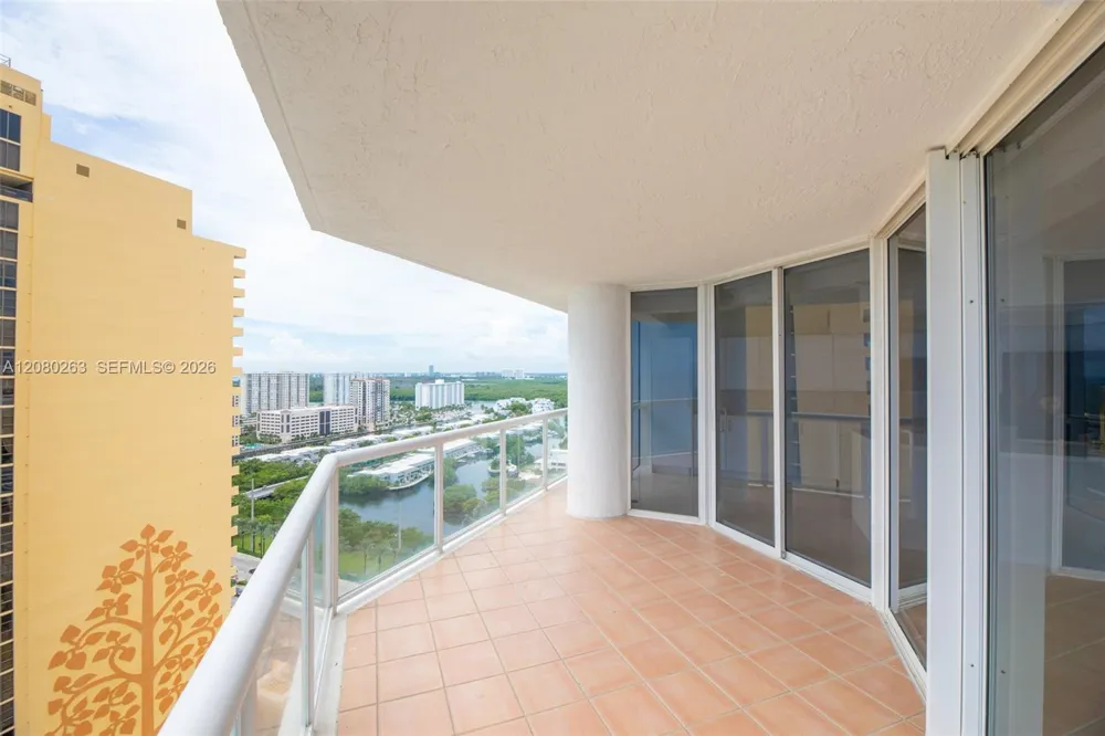 16425 Collins Ave #2311 Sunny Isles Beach, FL 33160