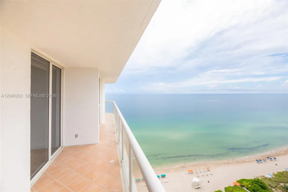 16425 Collins Ave #2311 Sunny Isles Beach, FL 33160