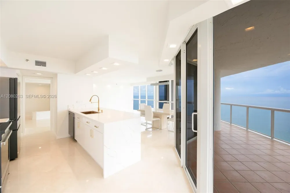 16425 Collins Ave #2311 Sunny Isles Beach, FL 33160