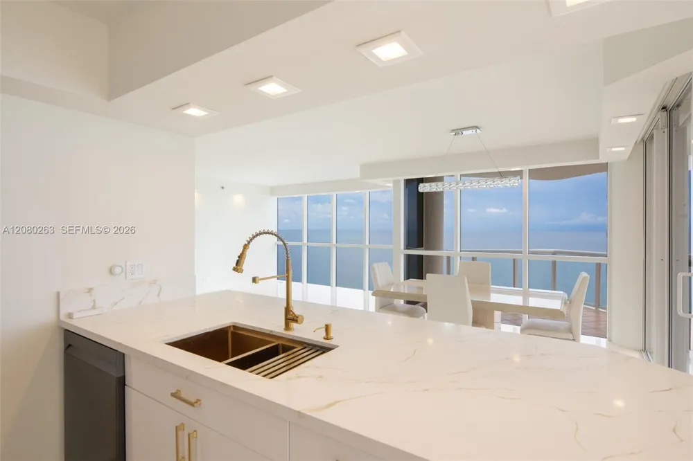 16425 Collins Ave #2311 Sunny Isles Beach, FL 33160