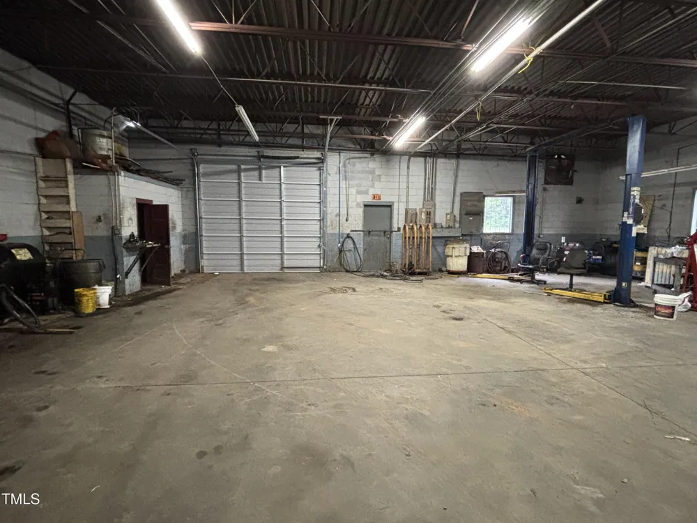 523 W Andrews Avenue Henderson, NC 27536