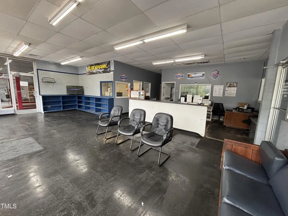523 W Andrews Avenue Henderson, NC 27536