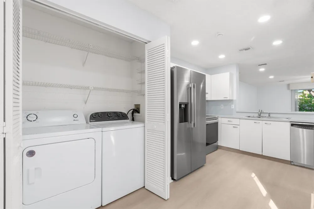 7107 Woodmont Way Tamarac, FL 33321