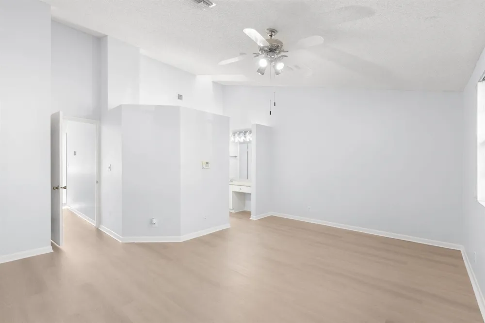 7107 Woodmont Way Tamarac, FL 33321