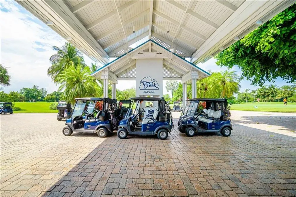 534 DEER CREEK WILDWOOD LANE E #534 Deerfield Beach, FL 33442