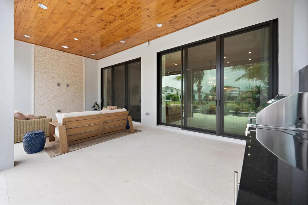 13195 ARTISAN CIRCLE Palm Beach Gardens, FL 33418