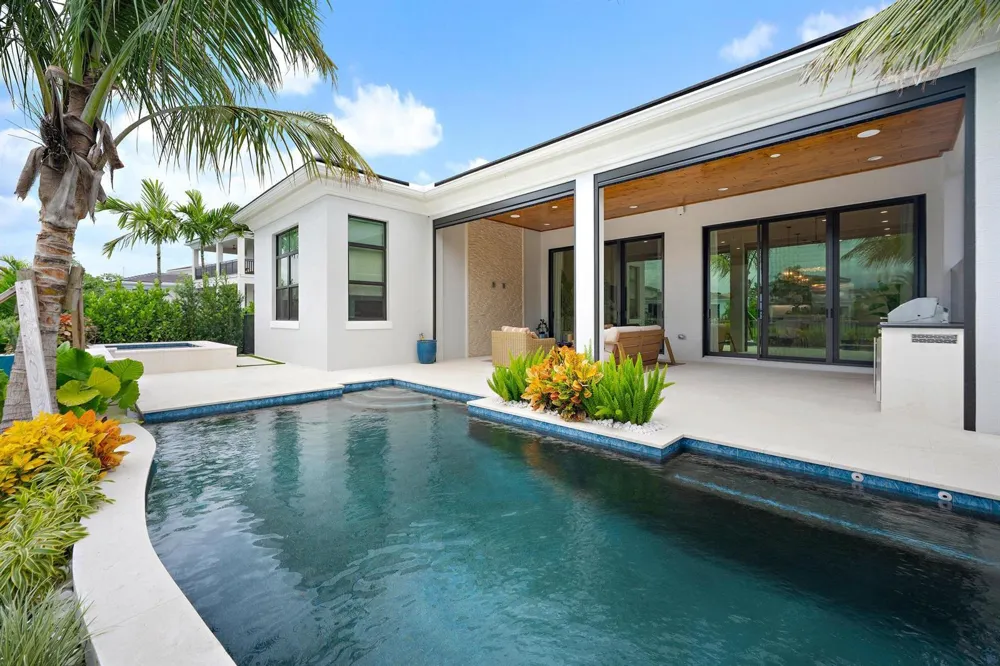 13195 ARTISAN CIRCLE Palm Beach Gardens, FL 33418