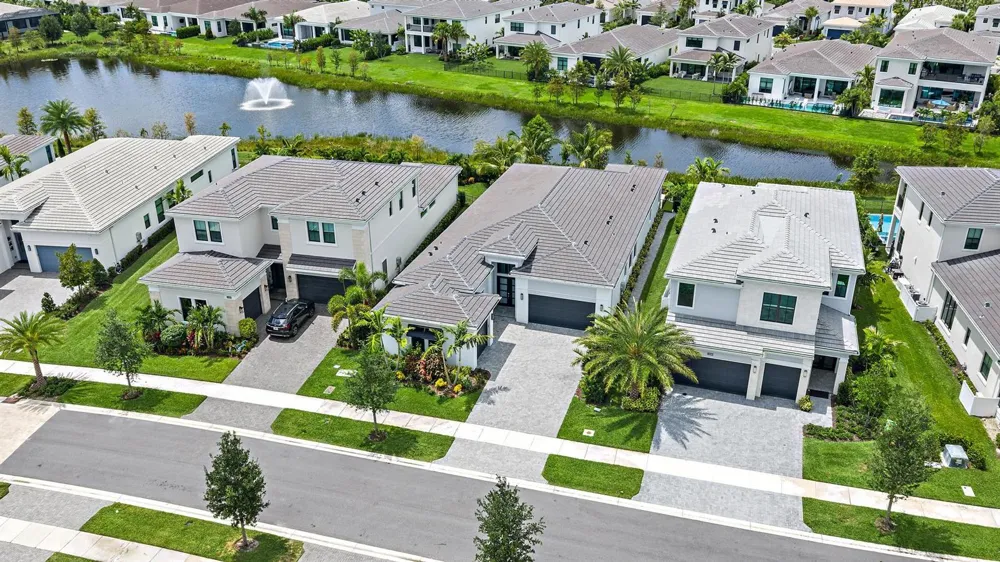 13195 ARTISAN CIRCLE Palm Beach Gardens, FL 33418