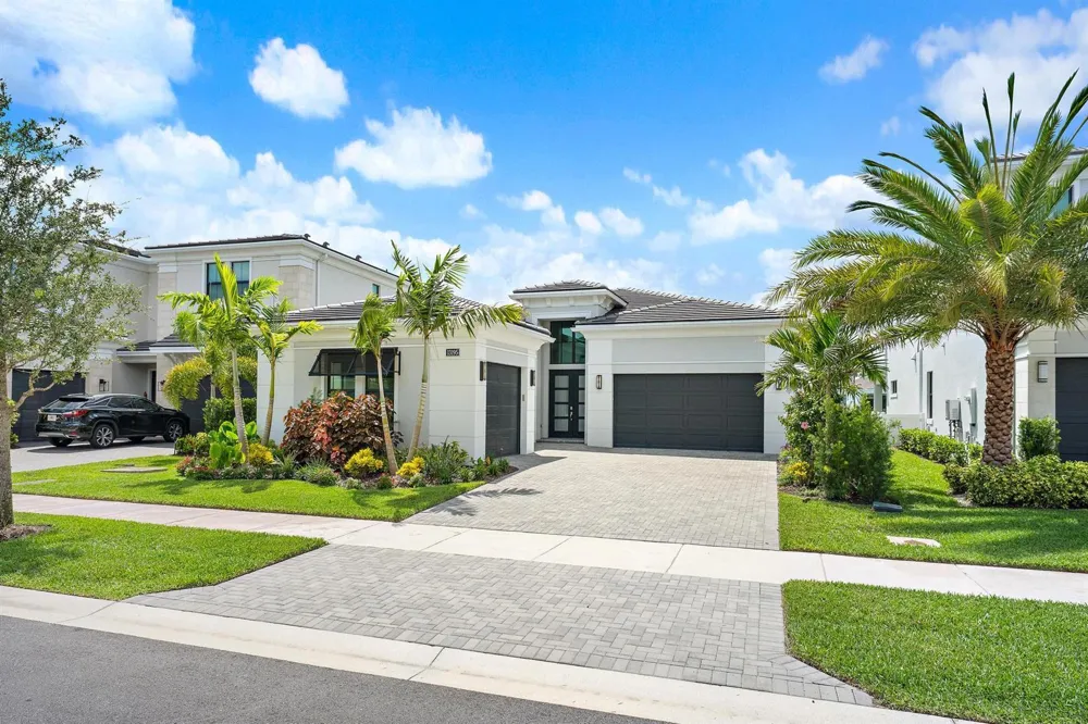 13195 ARTISAN CIRCLE Palm Beach Gardens, FL 33418