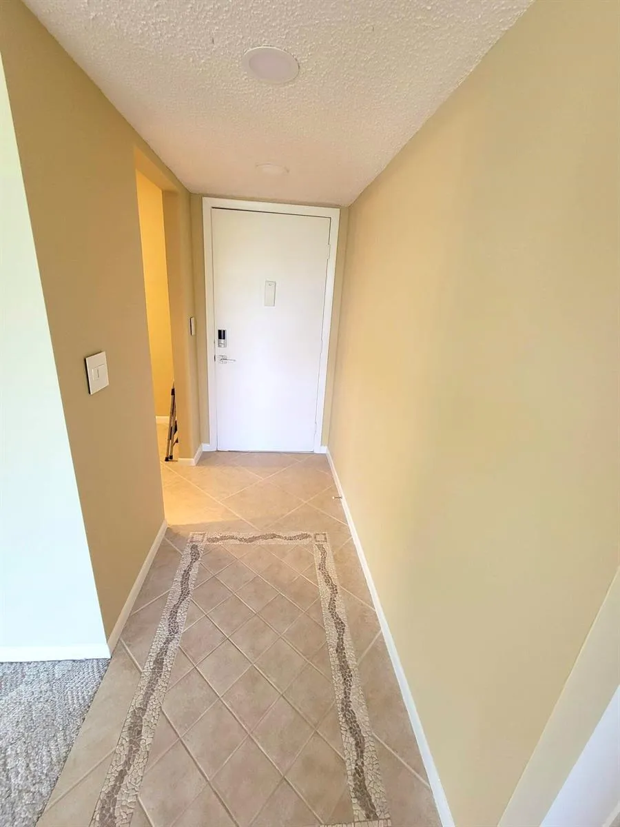 5130 Las Verdes Circle #301 Delray Beach, FL 33484
