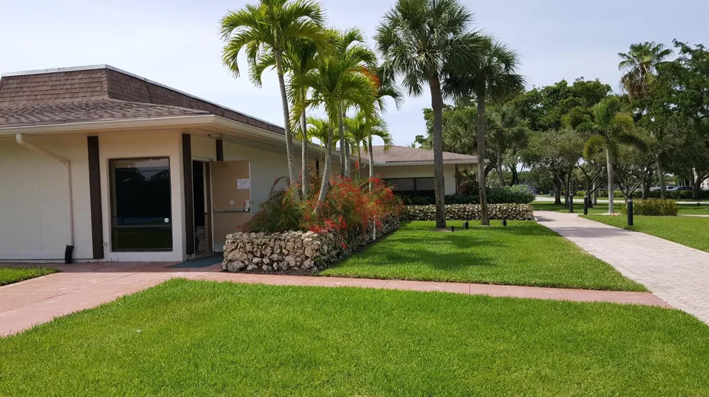 5130 Las Verdes Circle #301 Delray Beach, FL 33484