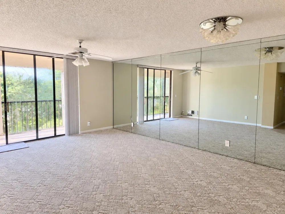 5130 Las Verdes Circle #301 Delray Beach, FL 33484