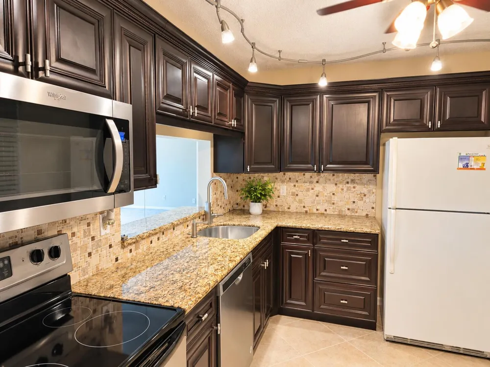 5130 Las Verdes Circle #301 Delray Beach, FL 33484
