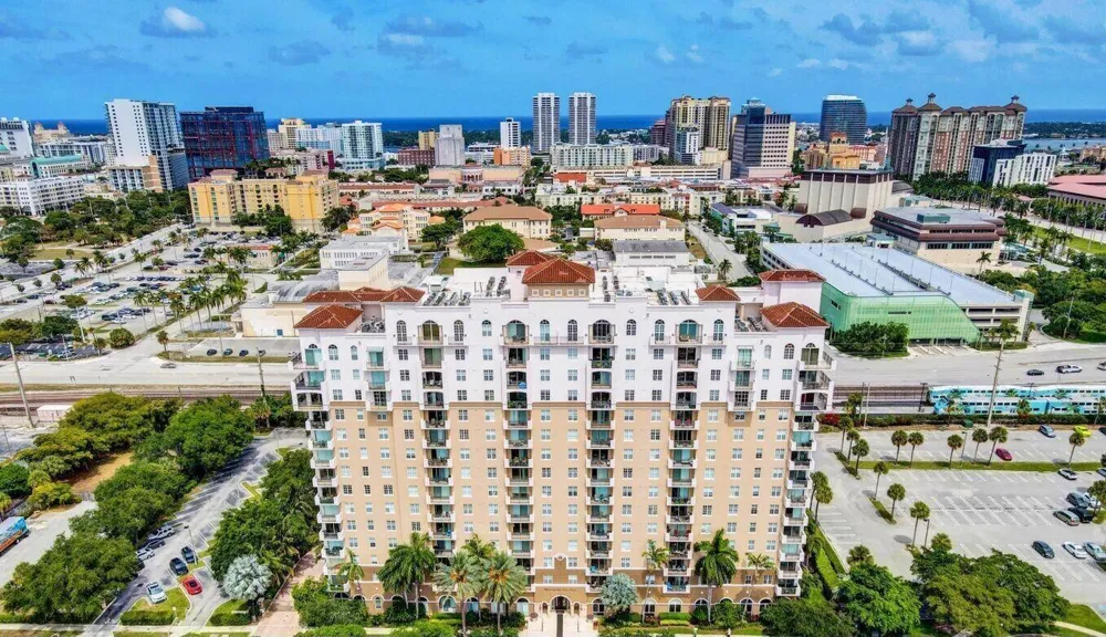 616 CLEARWATER PARK ROAD #602 West Palm Beach, FL 33401