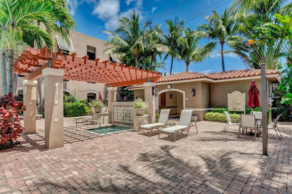 616 CLEARWATER PARK ROAD #602 West Palm Beach, FL 33401