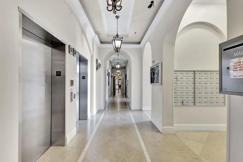 616 CLEARWATER PARK ROAD #602 West Palm Beach, FL 33401