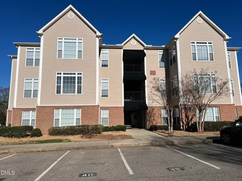2501 Huntscroft Lane #303