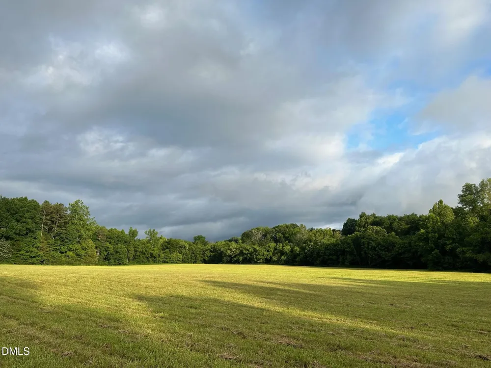 6061 River Run Trail Graham, NC 27253