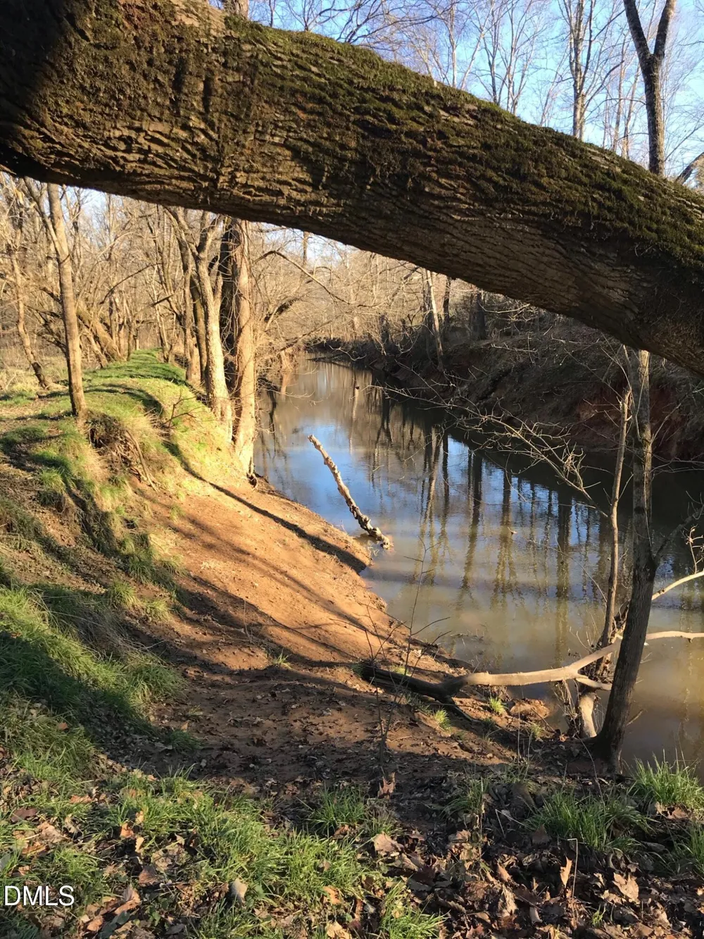 6061 River Run Trail Graham, NC 27253