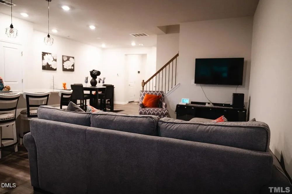 6340 Andante Avenue Raleigh, NC 27616