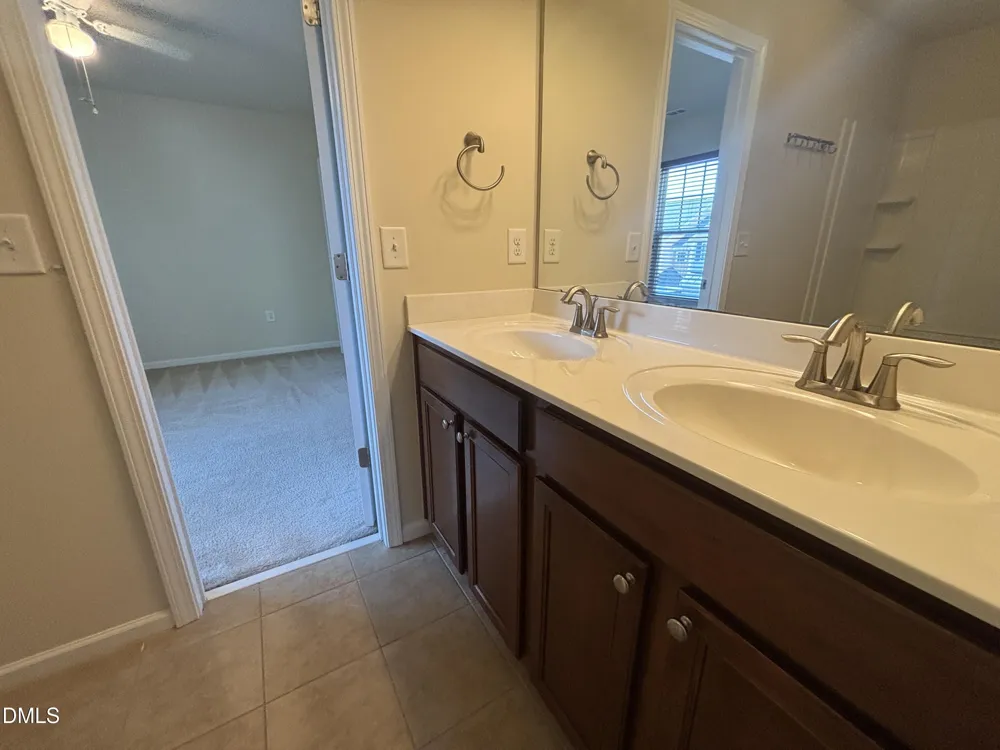 1429 Kirkwood Hill Way Wake Forest, NC 27587