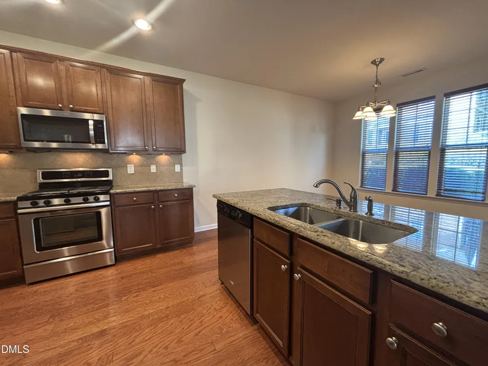 1429 Kirkwood Hill Way Wake Forest, NC 27587
