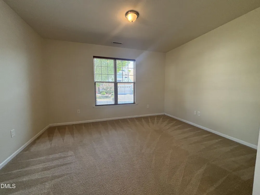1429 Kirkwood Hill Way Wake Forest, NC 27587