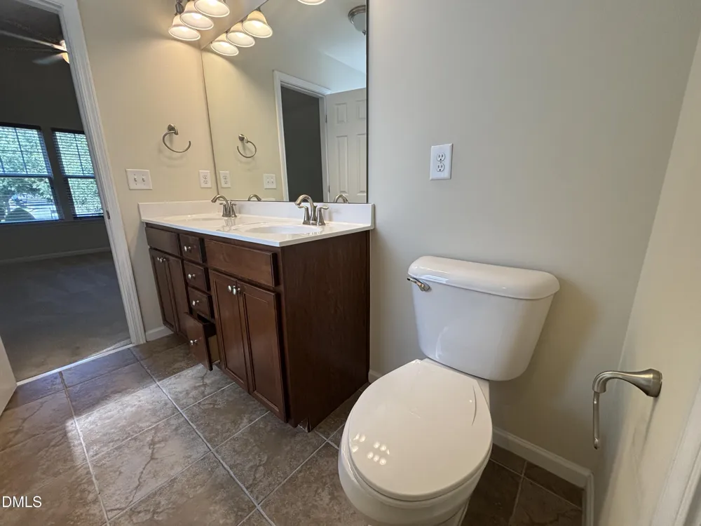 1429 Kirkwood Hill Way Wake Forest, NC 27587