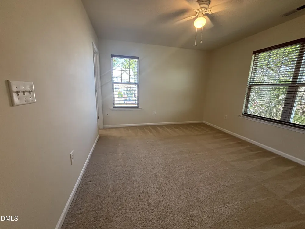 1429 Kirkwood Hill Way Wake Forest, NC 27587