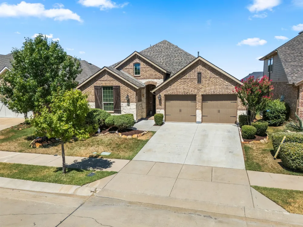 9901 Trinity Drive Little Elm, TX 75068