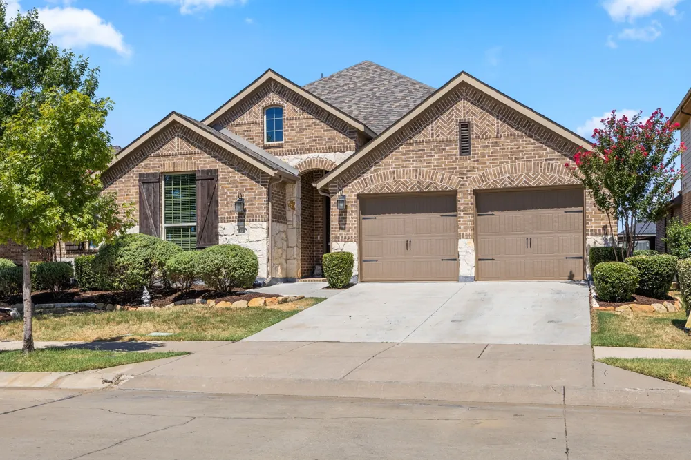 9901 Trinity Drive Little Elm, TX 75068