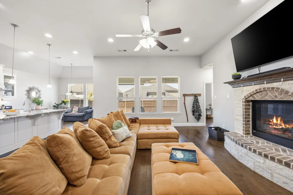9901 Trinity Drive Little Elm, TX 75068