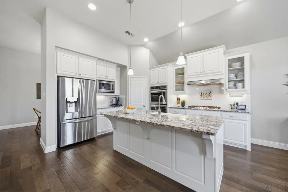 9901 Trinity Drive Little Elm, TX 75068