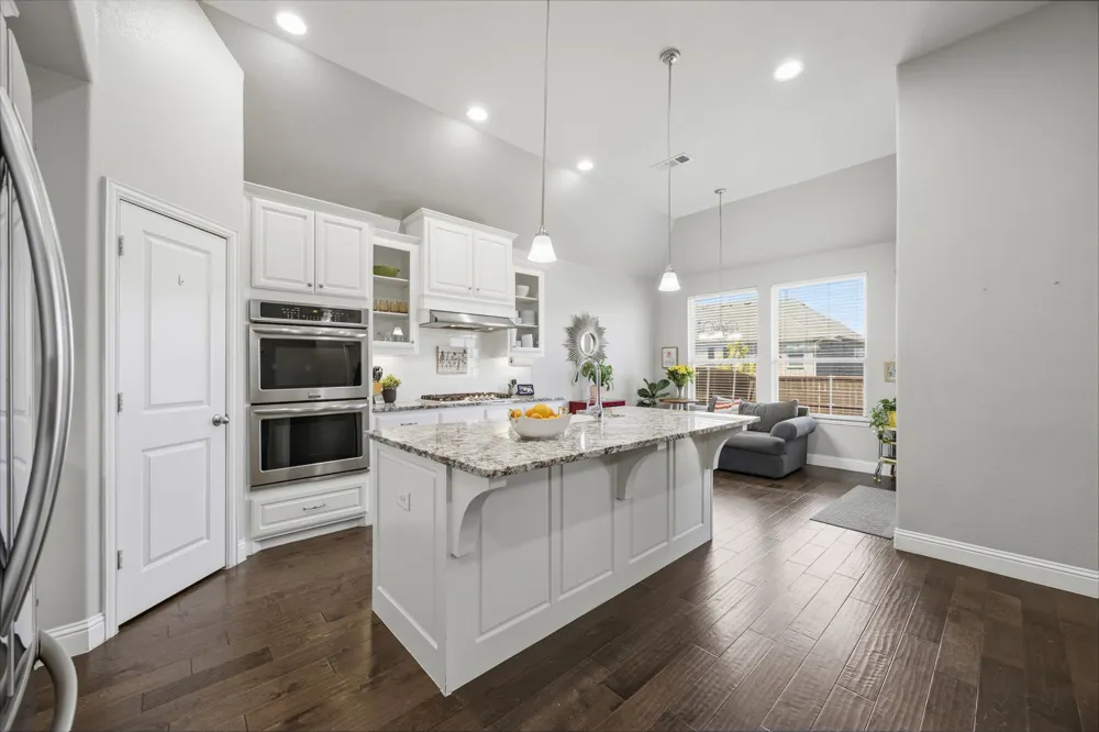 9901 Trinity Drive Little Elm, TX 75068