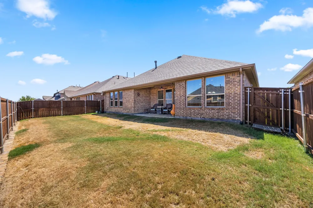 9901 Trinity Drive Little Elm, TX 75068