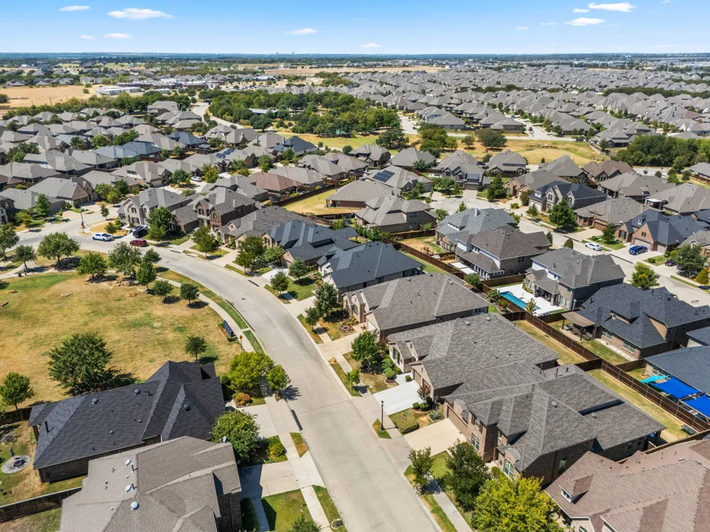 9901 Trinity Drive Little Elm, TX 75068