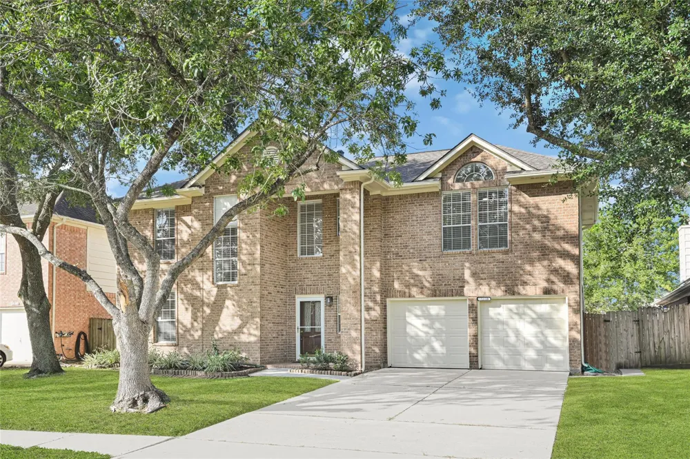 15810 Webelos Street Friendswood, TX 77546