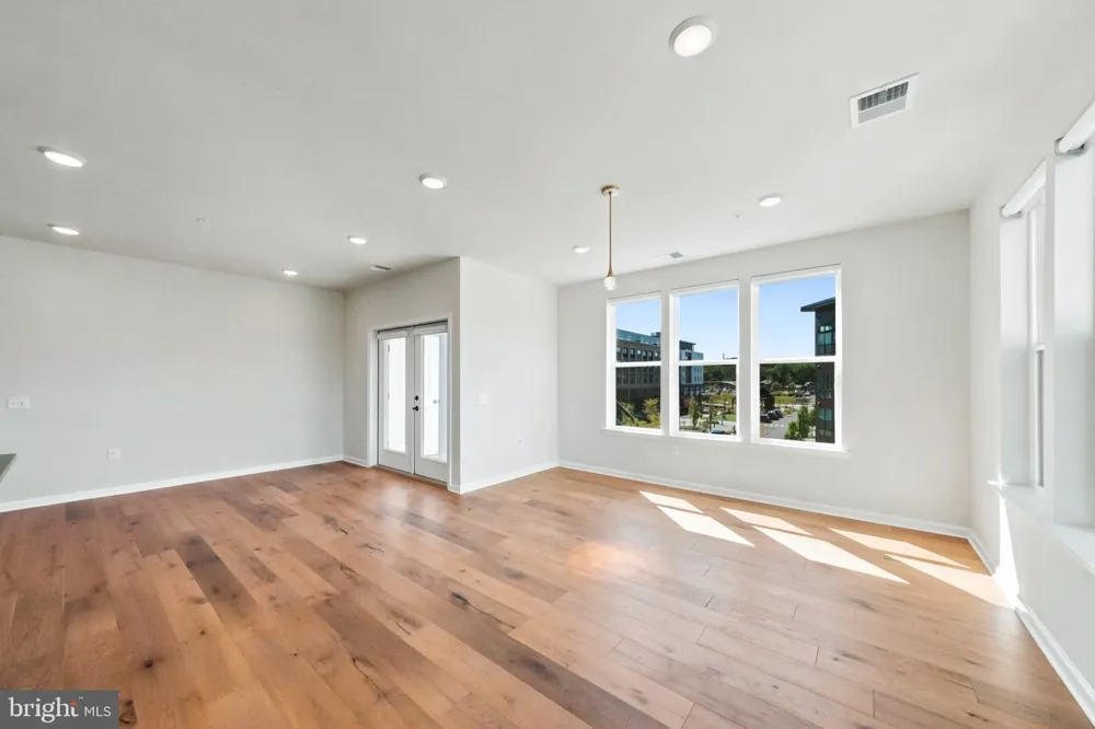1 CULVERT DRIVE #202 Princeton Junction, NJ 08550
